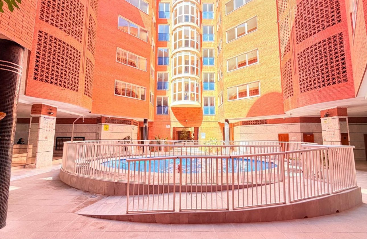 Resale - Apartment -
Torrevieja - Acequion