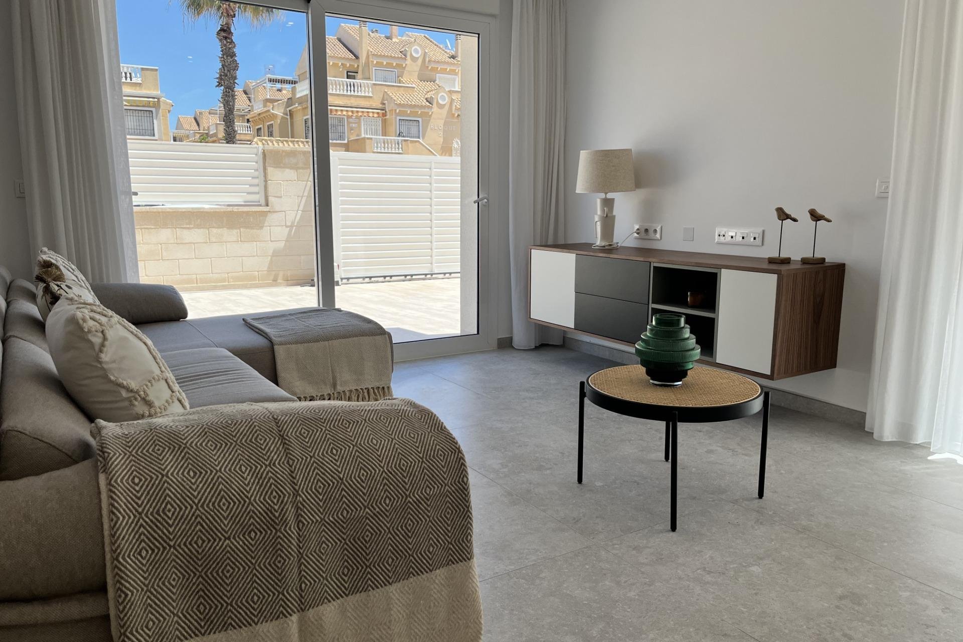 Resale - Apartment -
Torrevieja - Aguas Nuevas