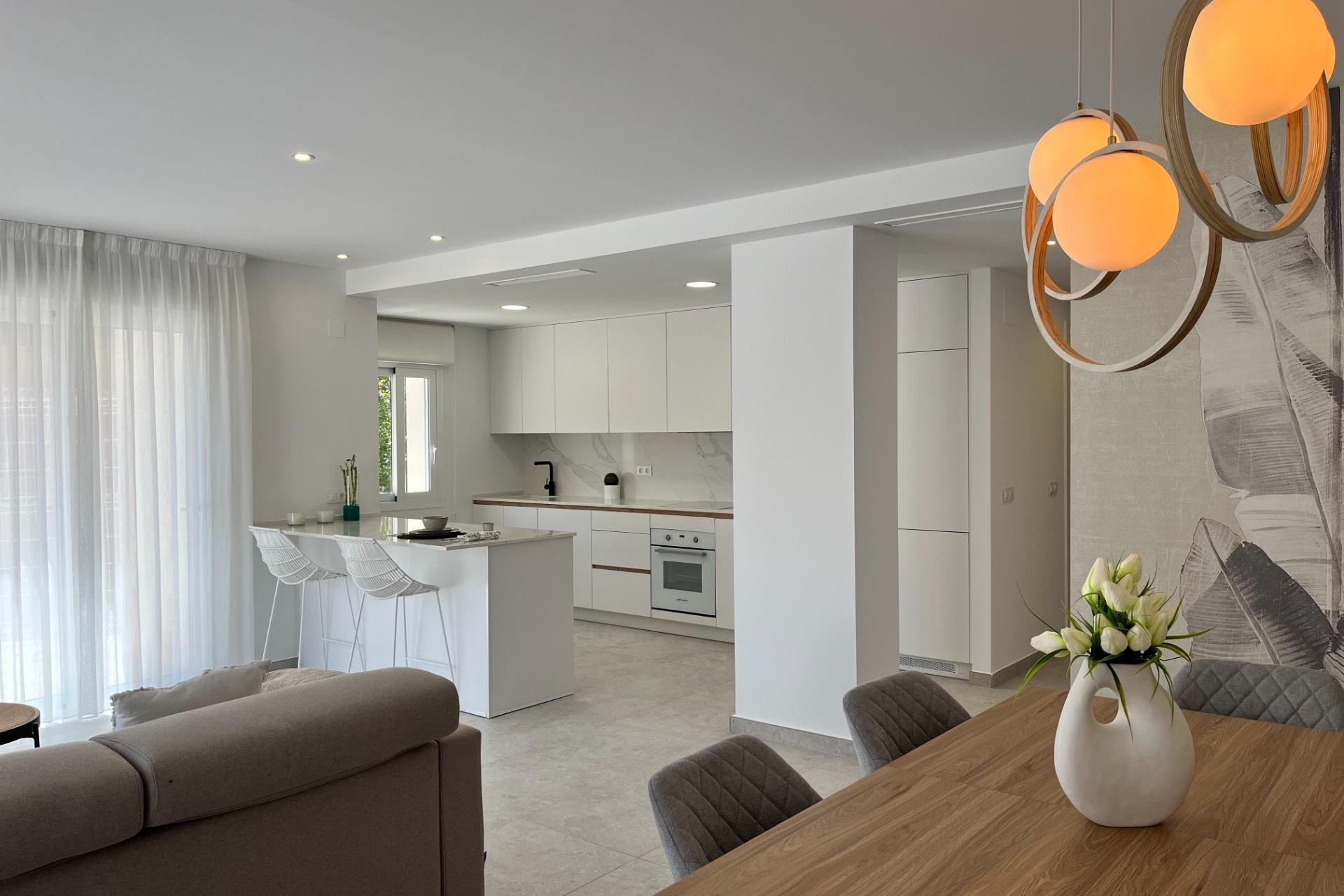 Resale - Apartment -
Torrevieja - Aguas Nuevas