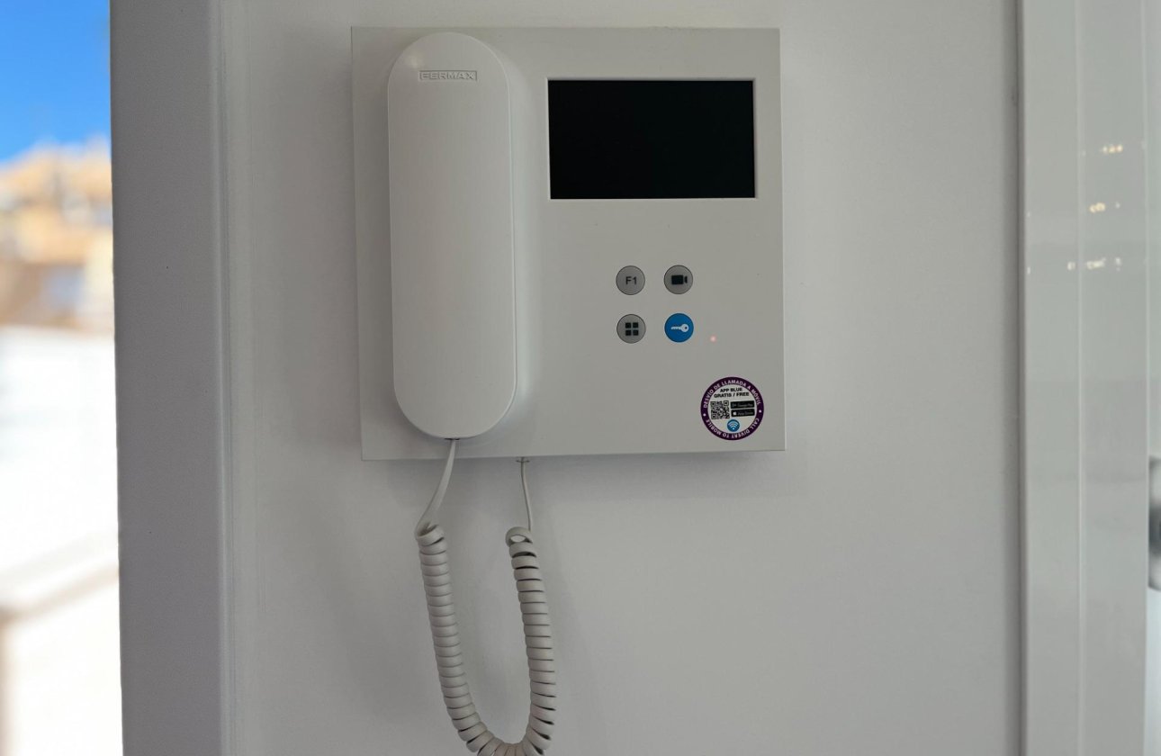 Resale - Apartment -
Torrevieja - Aguas Nuevas