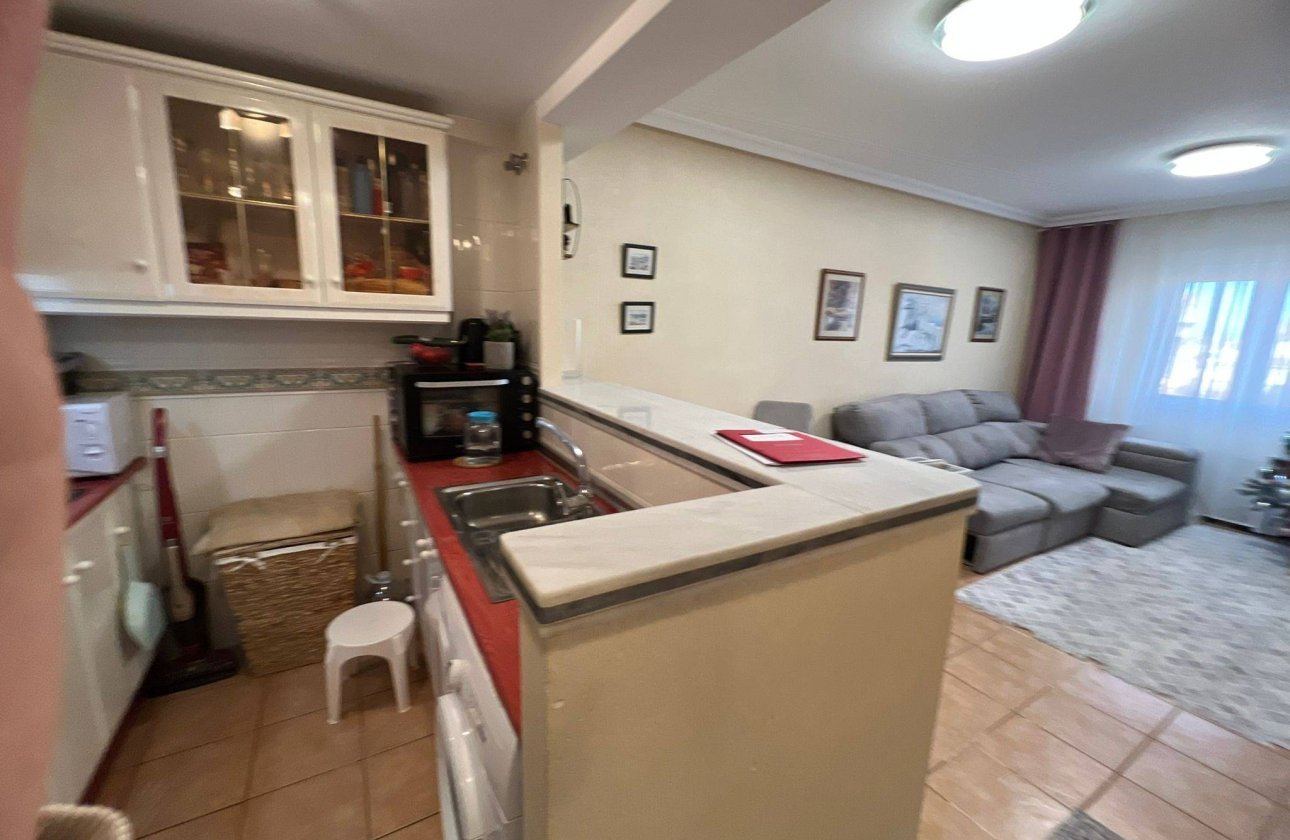 Resale - Apartment -
Torrevieja - Aguas Nuevas