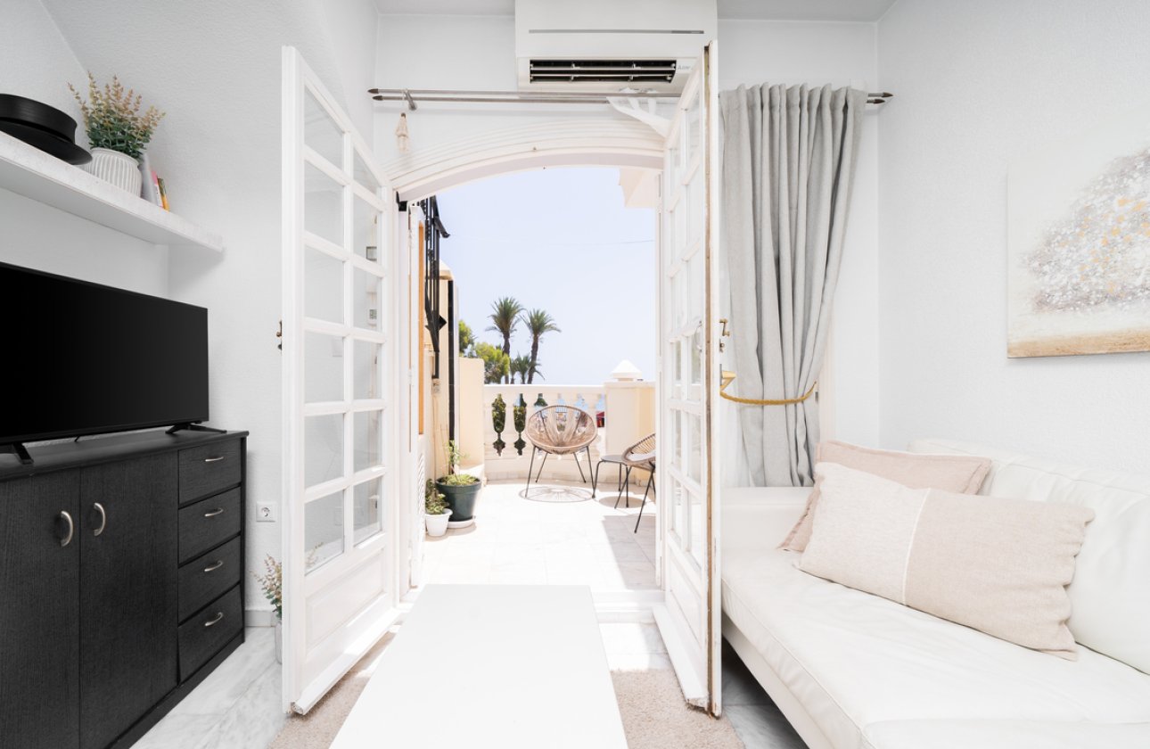 Resale - Apartment -
Torrevieja - Aguas Nuevas