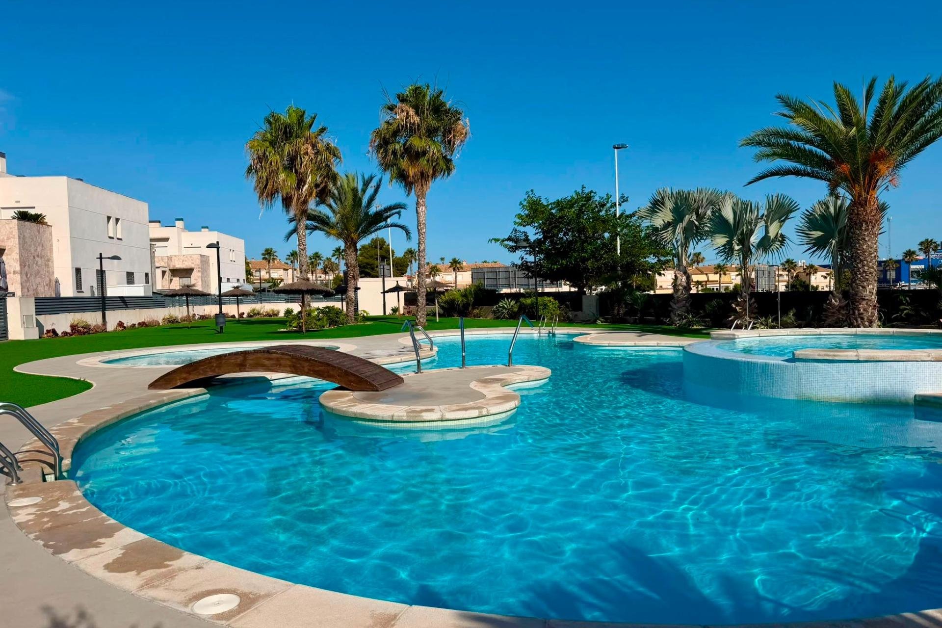 Resale - Apartment -
Torrevieja - Aguas Nuevas