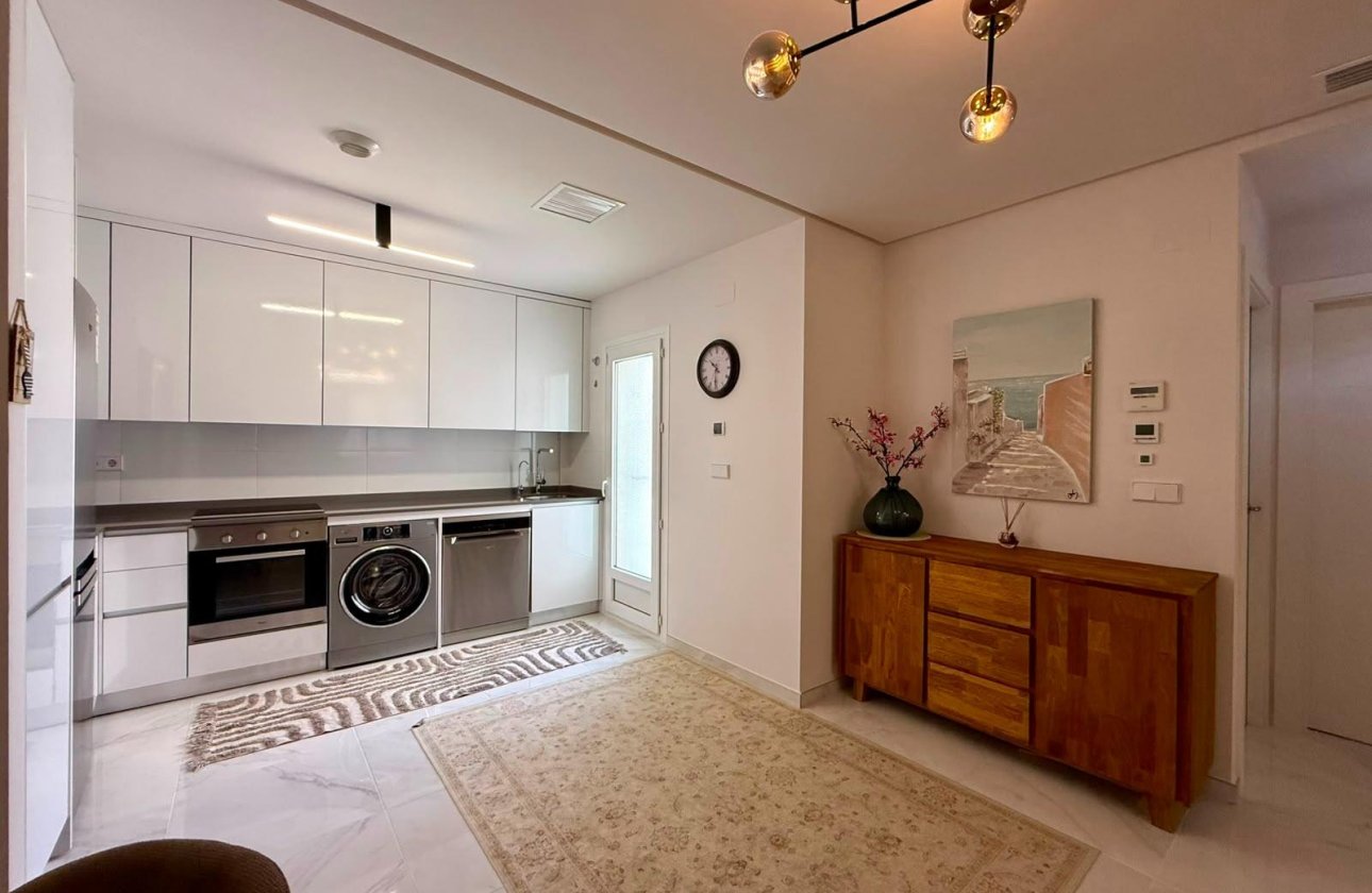 Resale - Apartment -
Torrevieja - Aguas Nuevas
