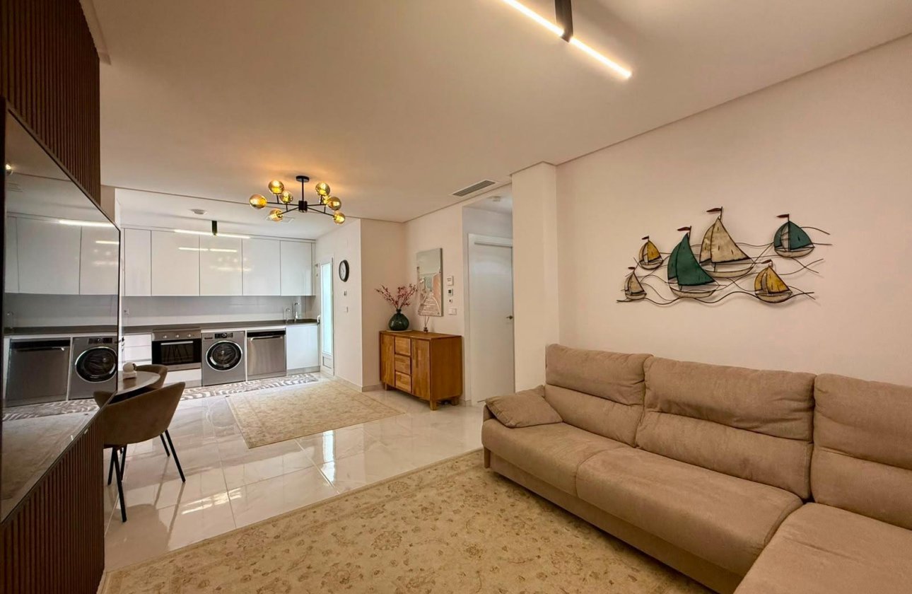Resale - Apartment -
Torrevieja - Aguas Nuevas