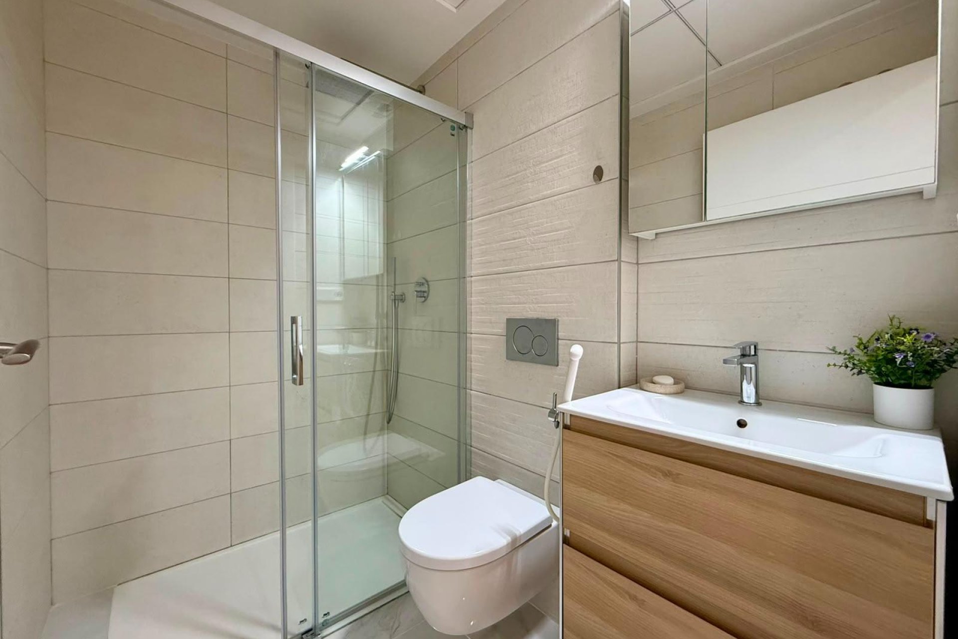Resale - Apartment -
Torrevieja - Aguas Nuevas