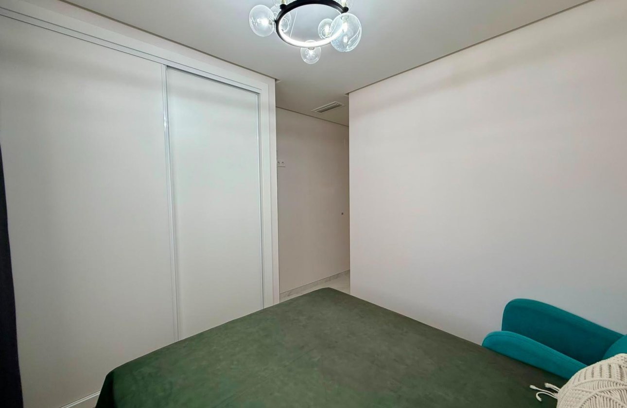 Resale - Apartment -
Torrevieja - Aguas Nuevas