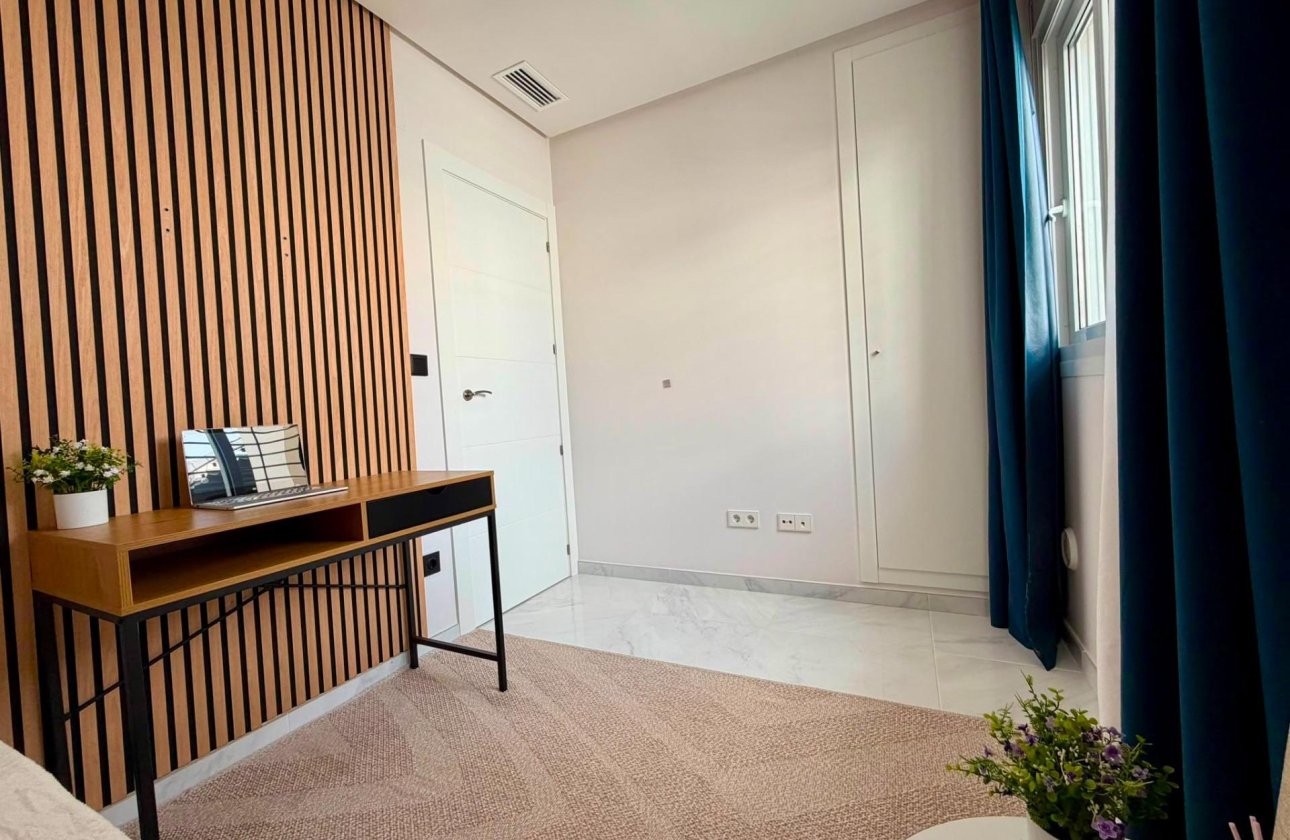 Resale - Apartment -
Torrevieja - Aguas Nuevas