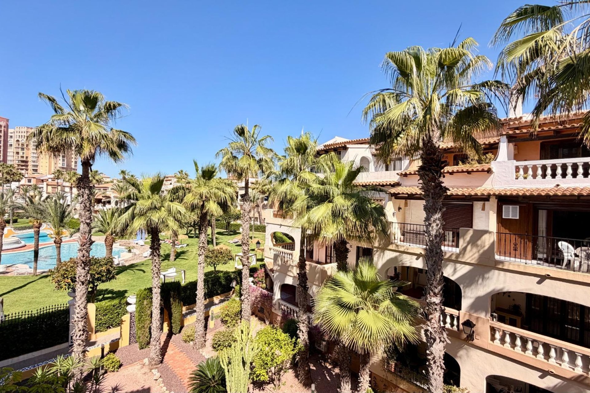 Resale - Apartment -
Torrevieja - Aldea Del Mar