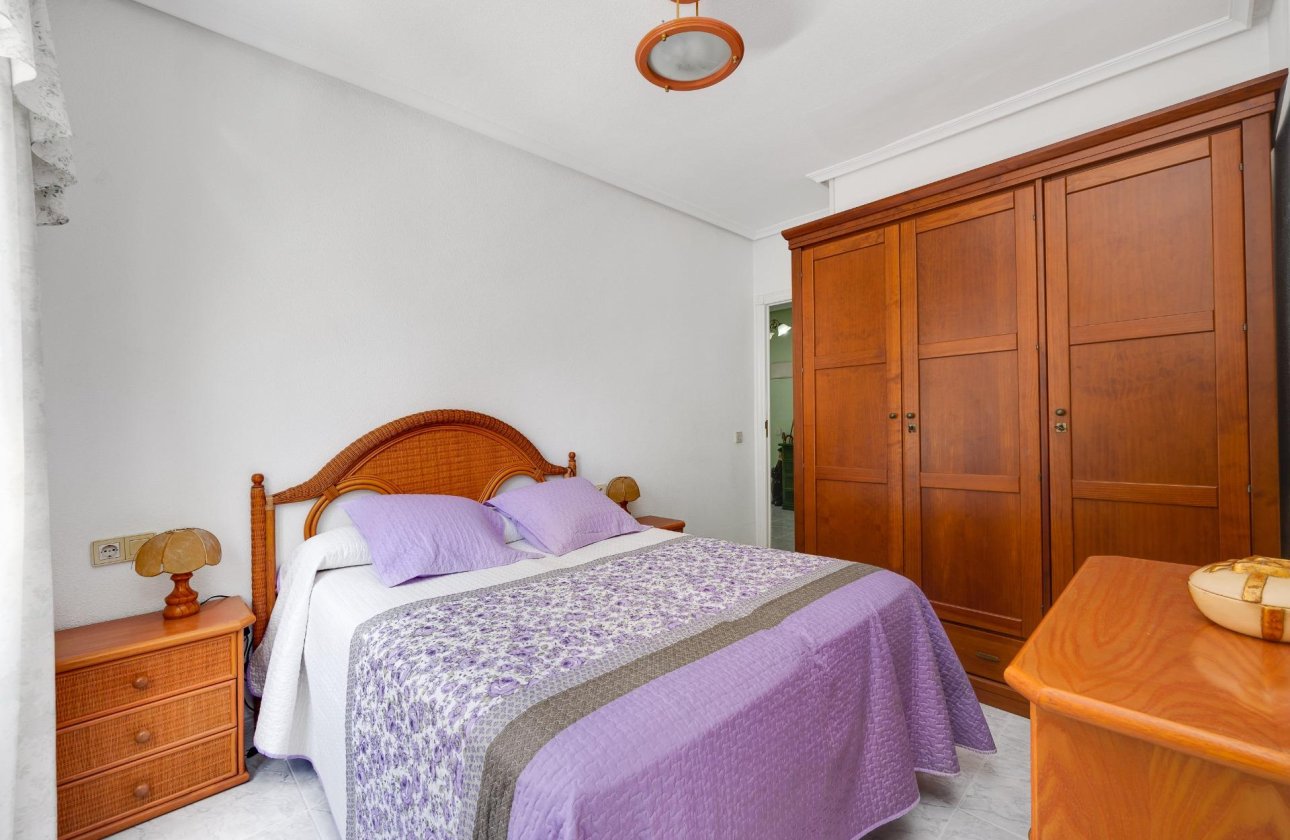 Resale - Apartment -
Torrevieja - Antonio Machado