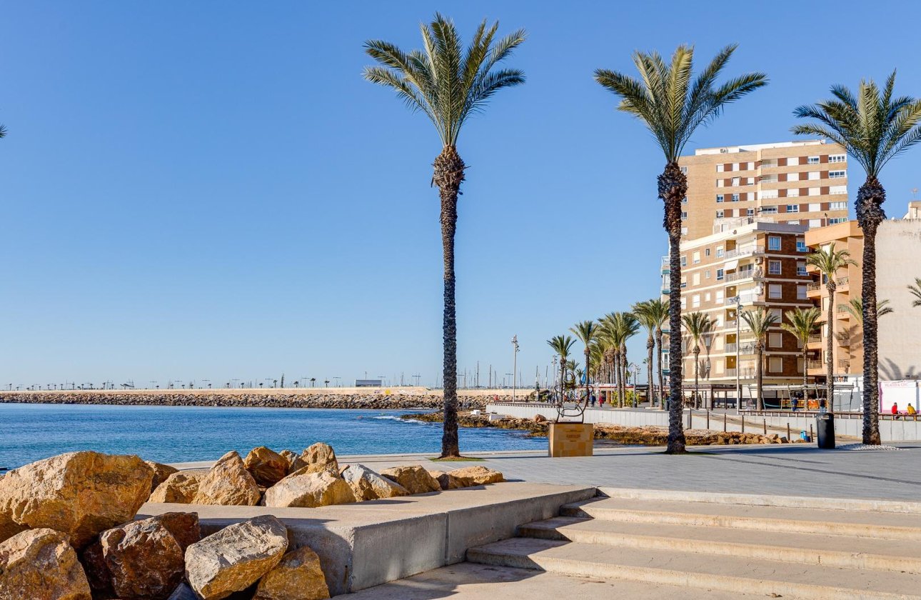 Resale - Apartment -
Torrevieja - Antonio Machado