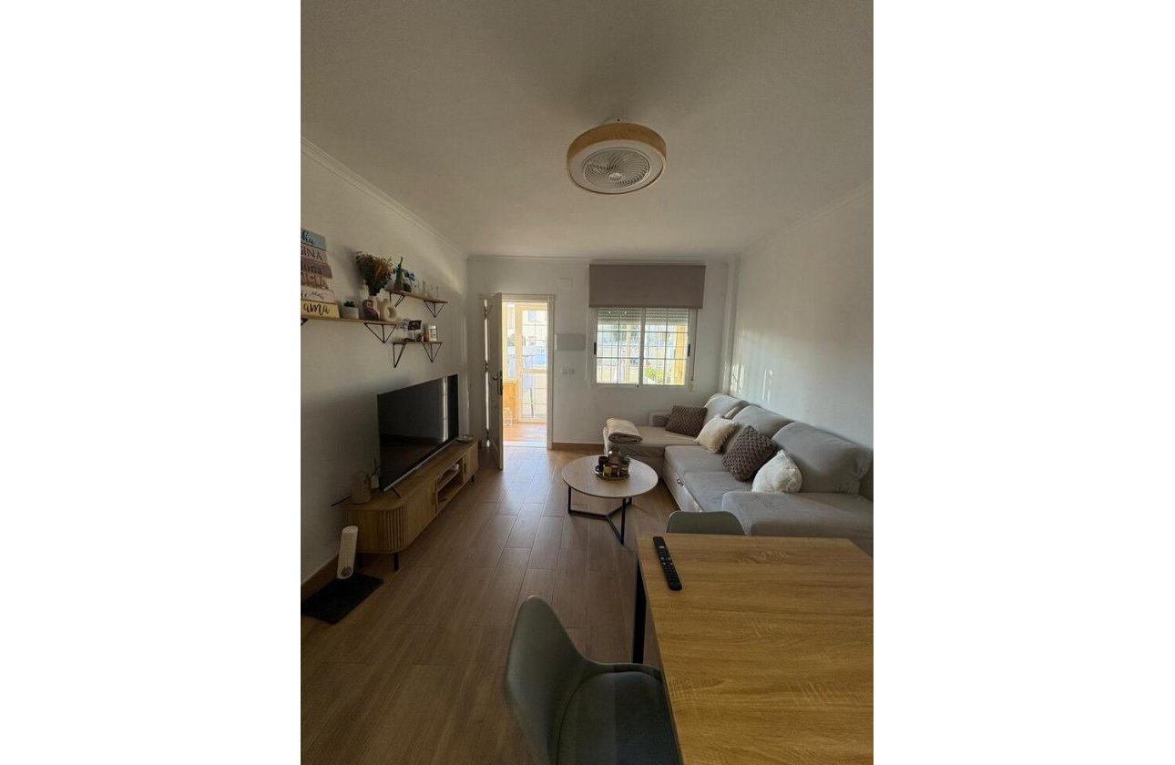 Resale - Apartment -
Torrevieja - aqua nuevas