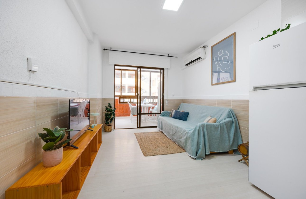 Resale - Apartment -
Torrevieja - Cabo Cervera