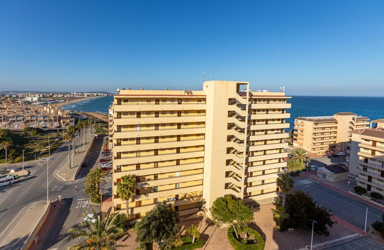 Resale - Apartment -
Torrevieja - Cabo Cervera
