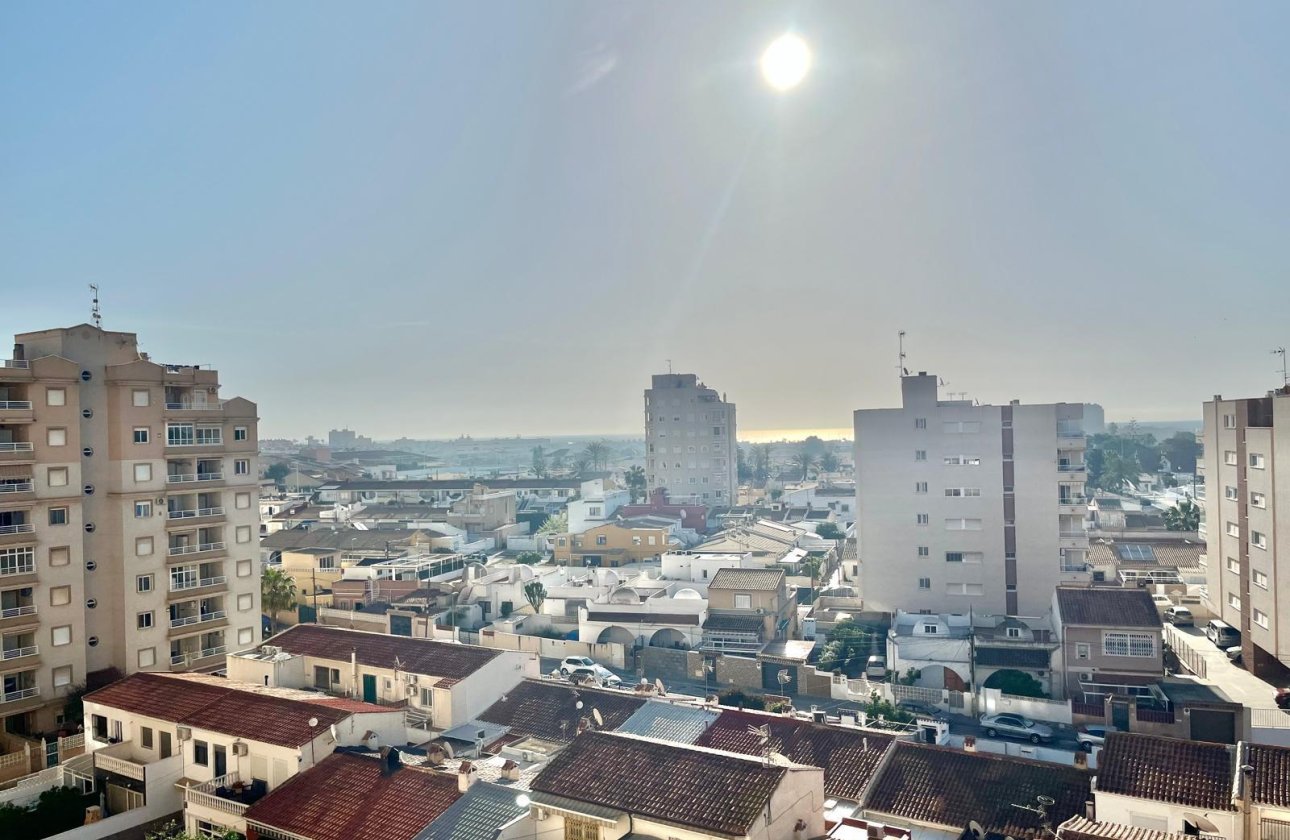 Resale - Apartment -
Torrevieja - Calas Blanca