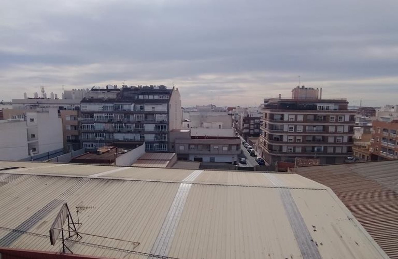 Resale - Apartment -
Torrevieja - CASCO URBANO