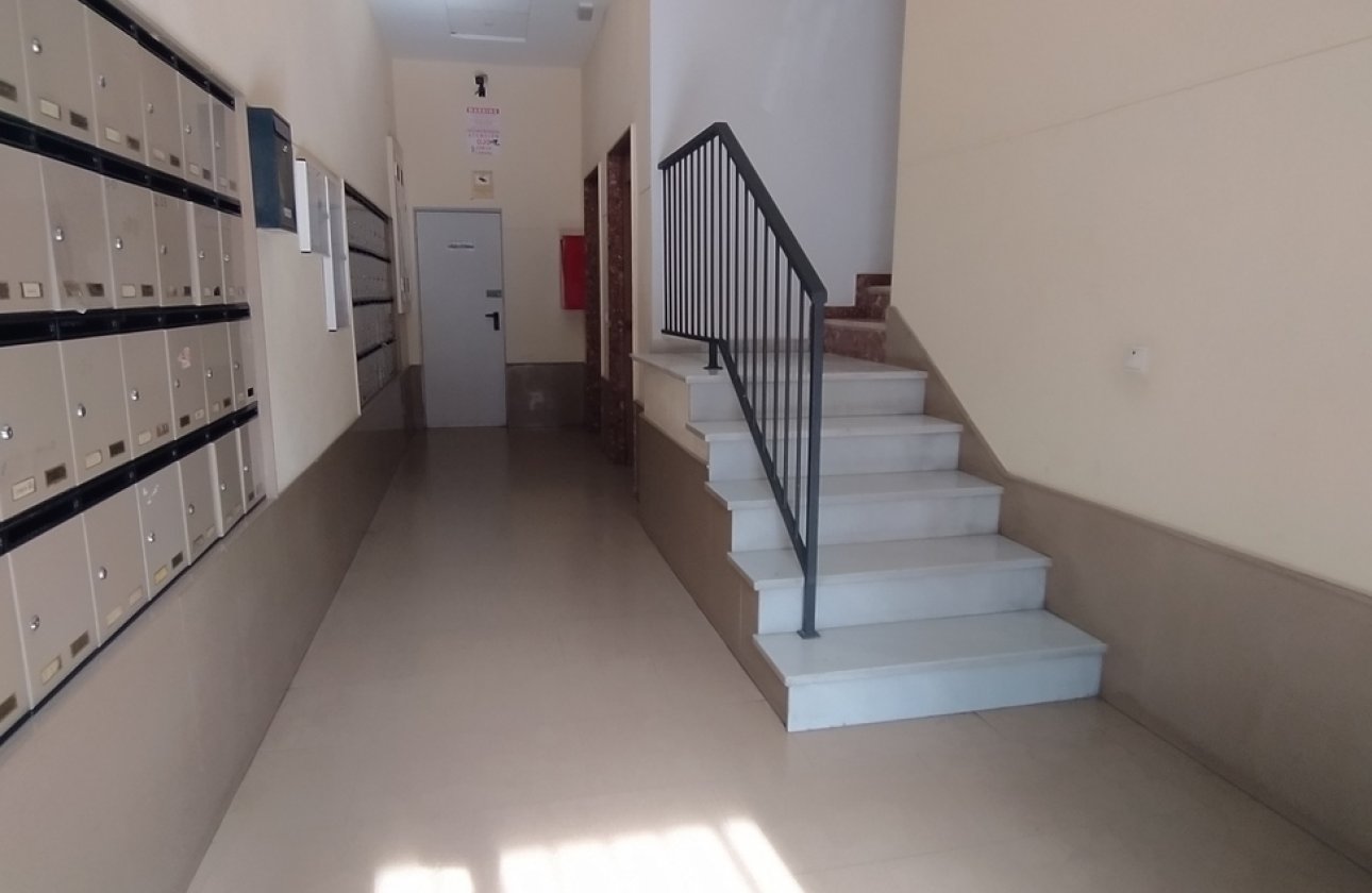 Resale - Apartment -
Torrevieja - CASCO URBANO