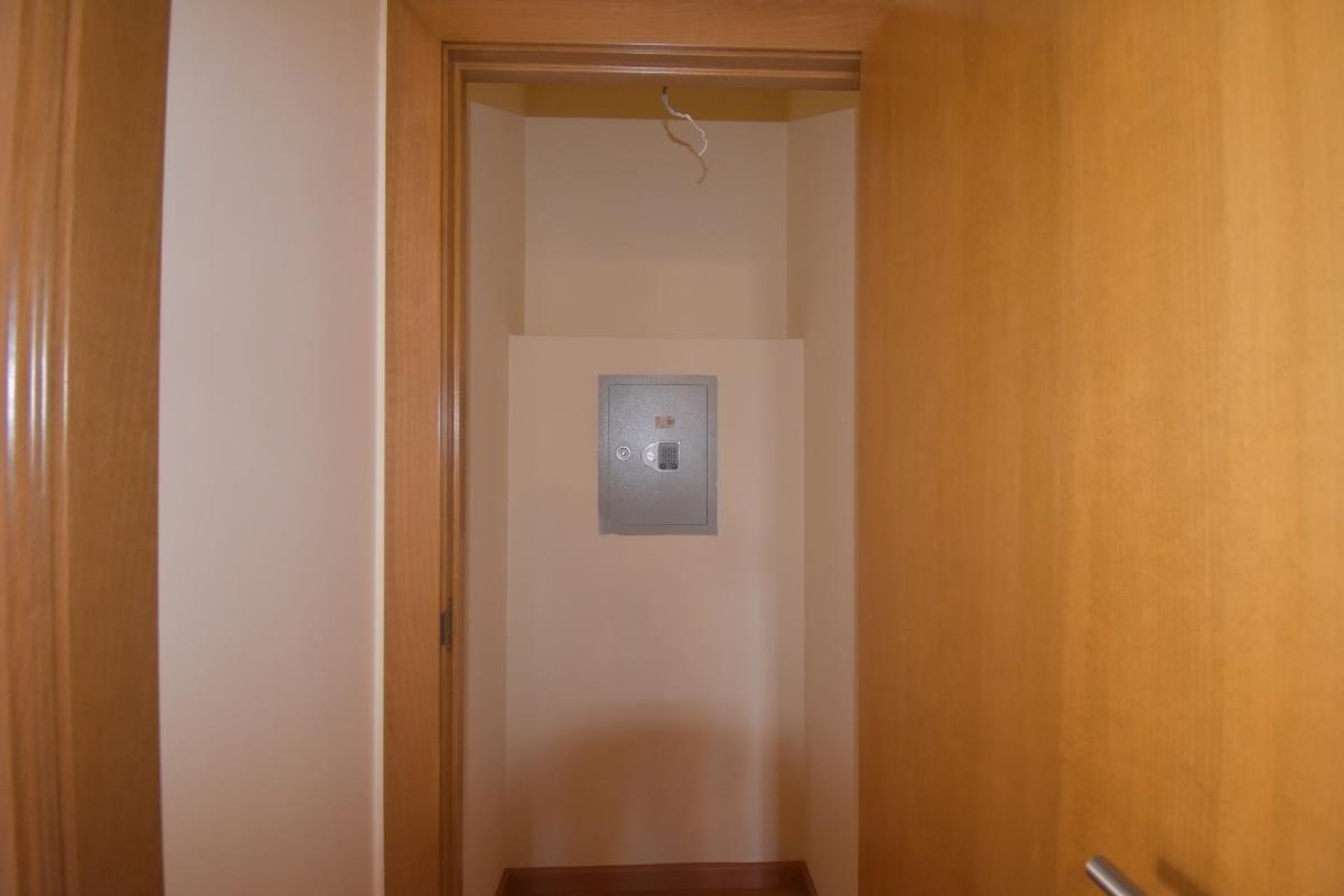 Resale - Apartment -
Torrevieja - Centro - Muelle Pesquero