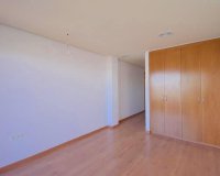 Resale - Apartment -
Torrevieja - Centro - Muelle Pesquero
