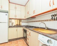 Resale - Apartment -
Torrevieja - Centro-Muelle Pesquero