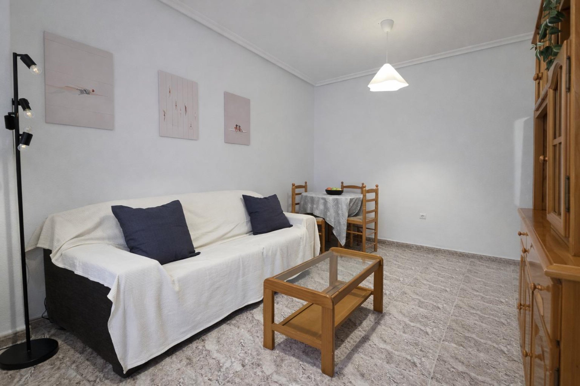 Resale - Apartment -
Torrevieja - Centro - Muelle Pesquero