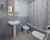 Resale - Apartment -
Torrevieja - Centro - Muelle Pesquero