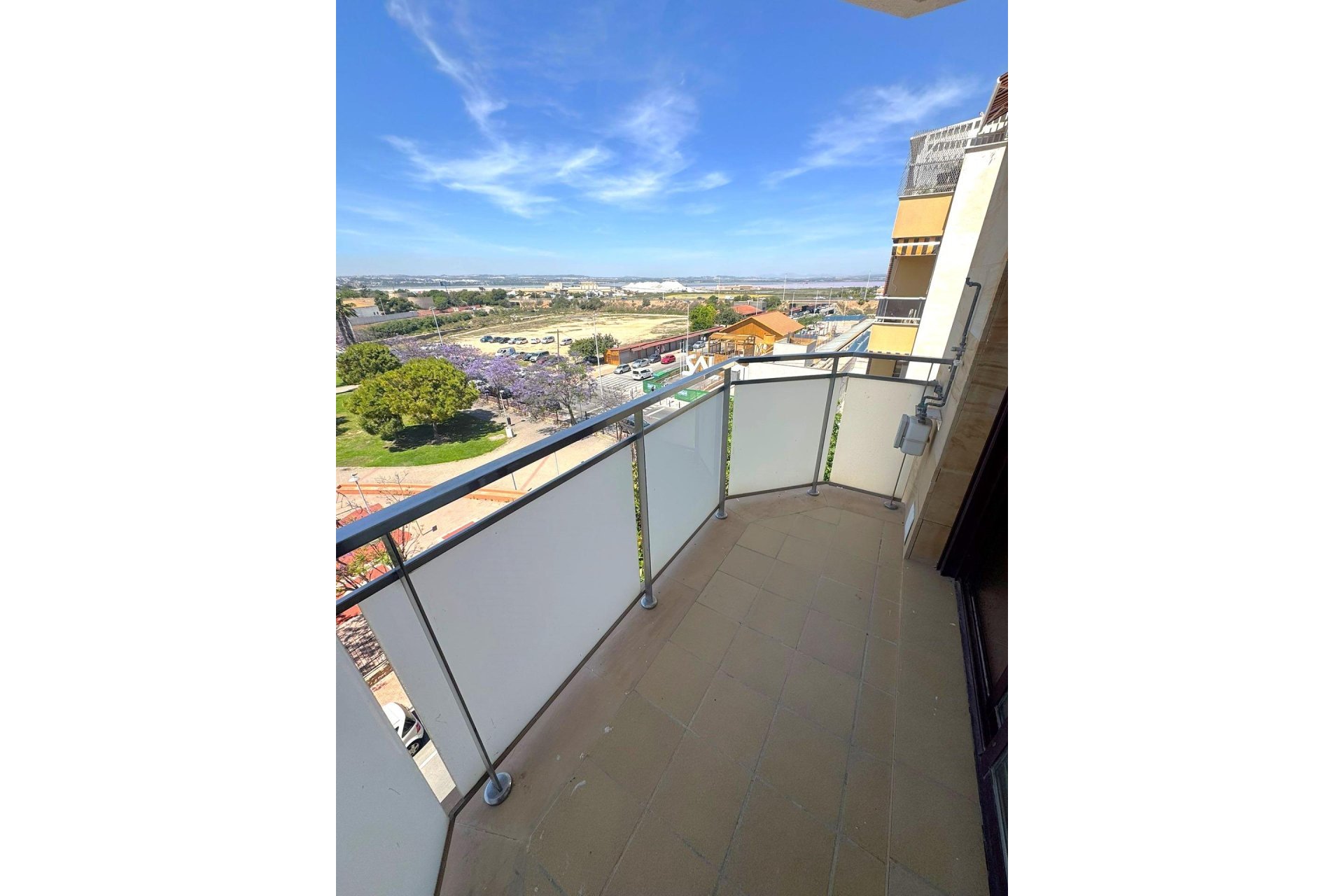 Resale - Apartment -
Torrevieja - Centro - Muelle Pesquero