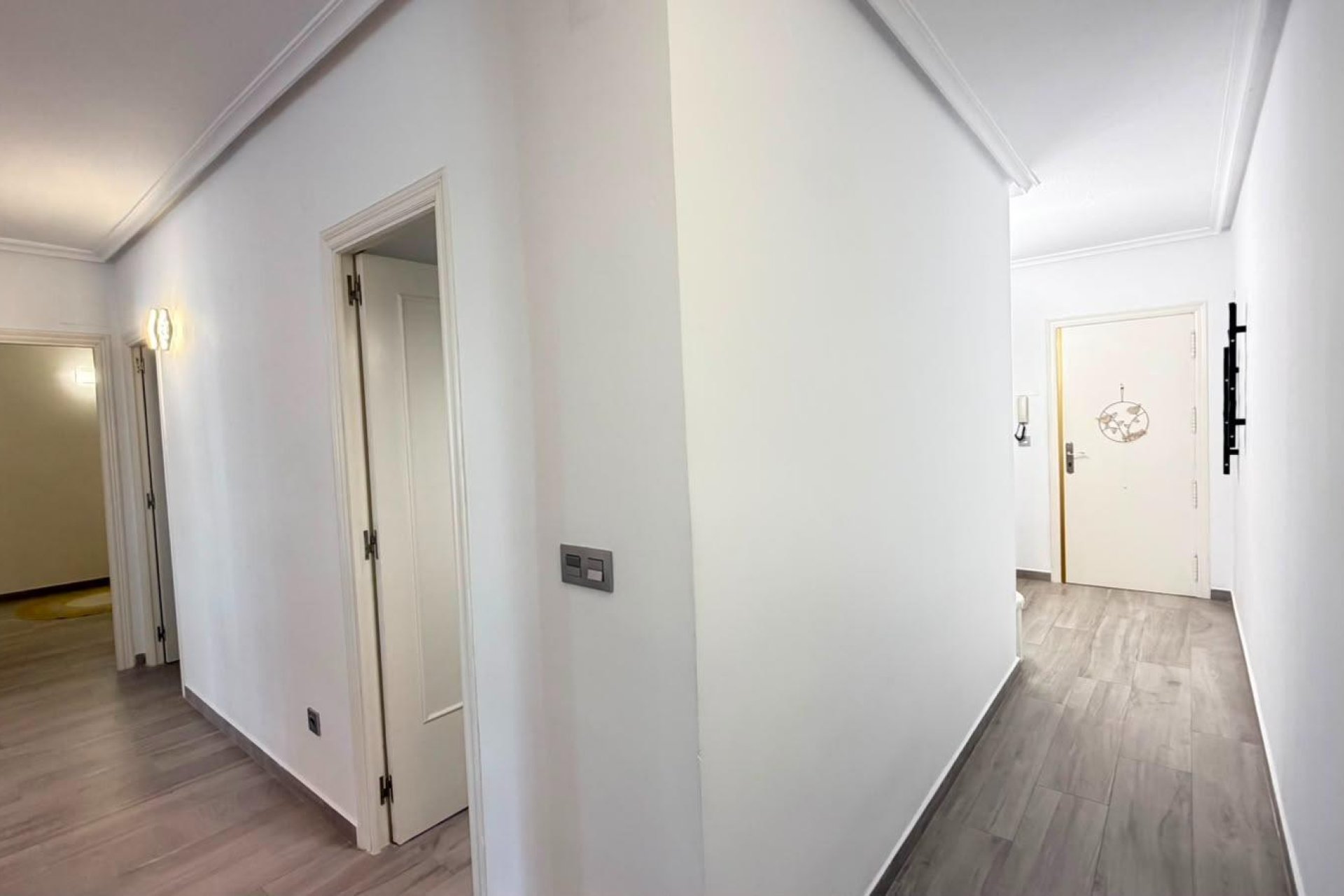 Resale - Apartment -
Torrevieja - Centro - Muelle Pesquero