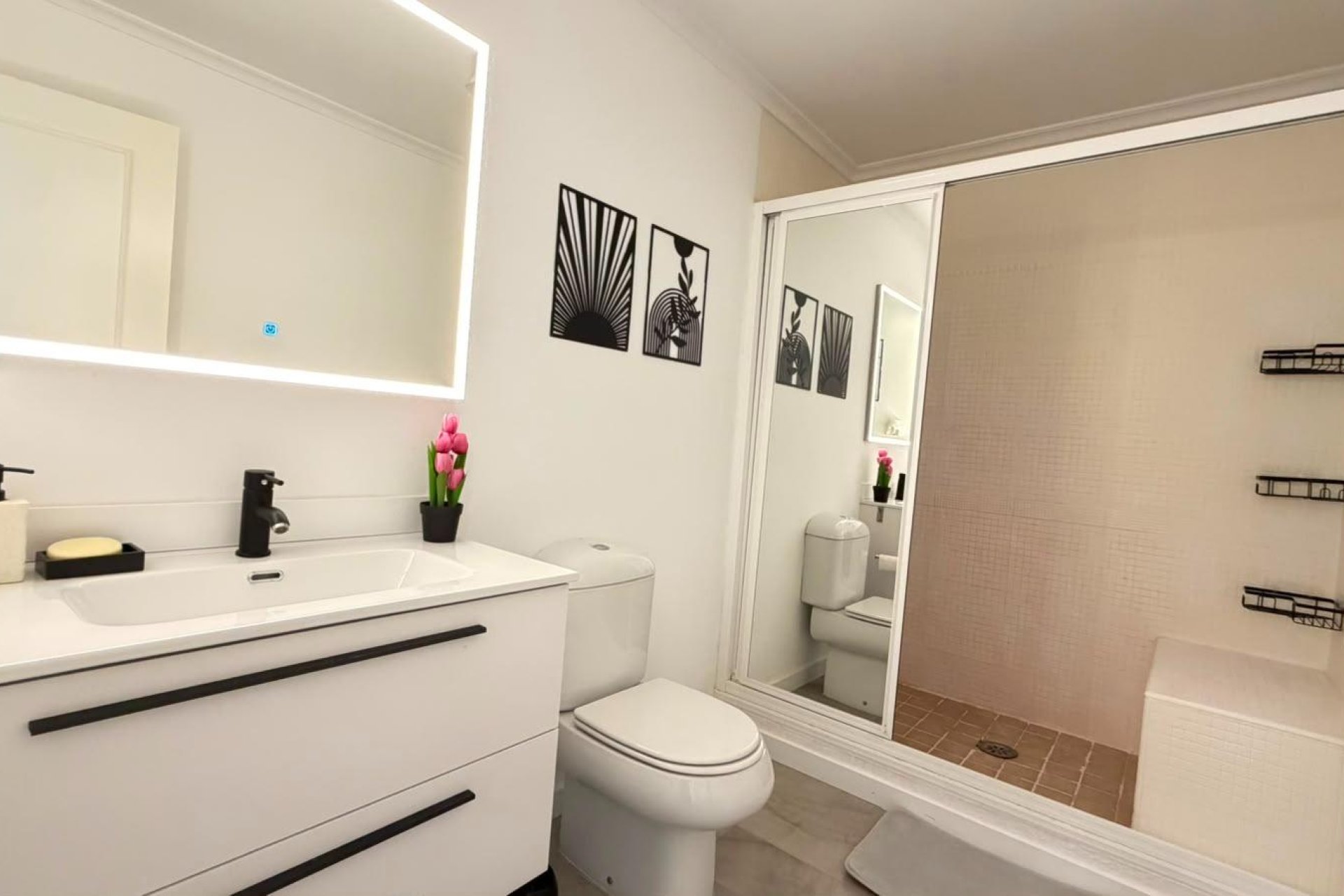 Resale - Apartment -
Torrevieja - Centro - Muelle Pesquero