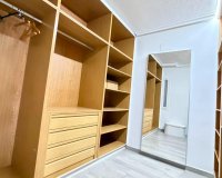 Resale - Apartment -
Torrevieja - Centro - Muelle Pesquero