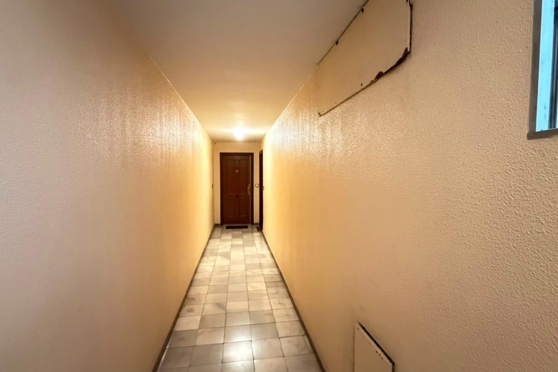 Resale - Apartment -
Torrevieja - Centro - Muelle Pesquero