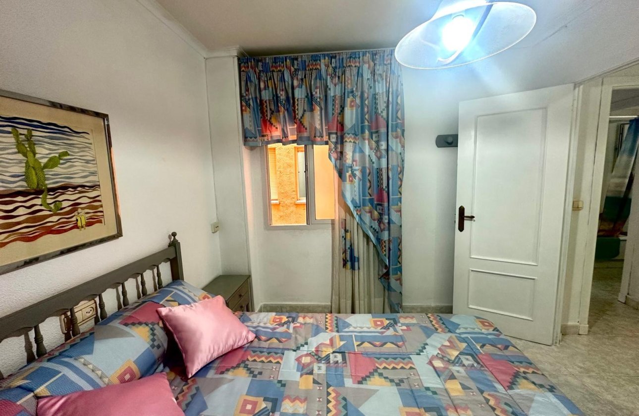 Resale - Apartment -
Torrevieja - Centro