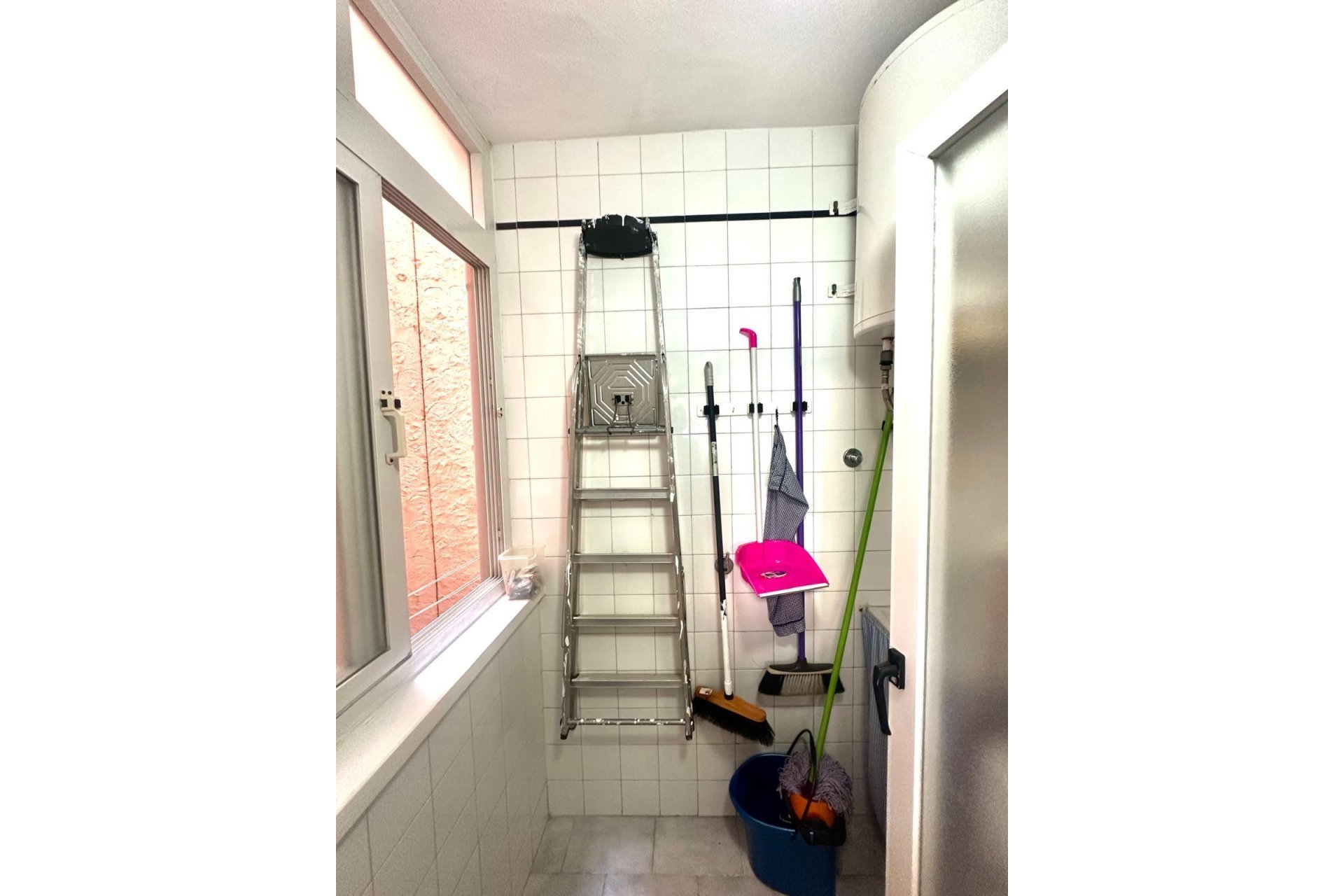 Resale - Apartment -
Torrevieja - Centro