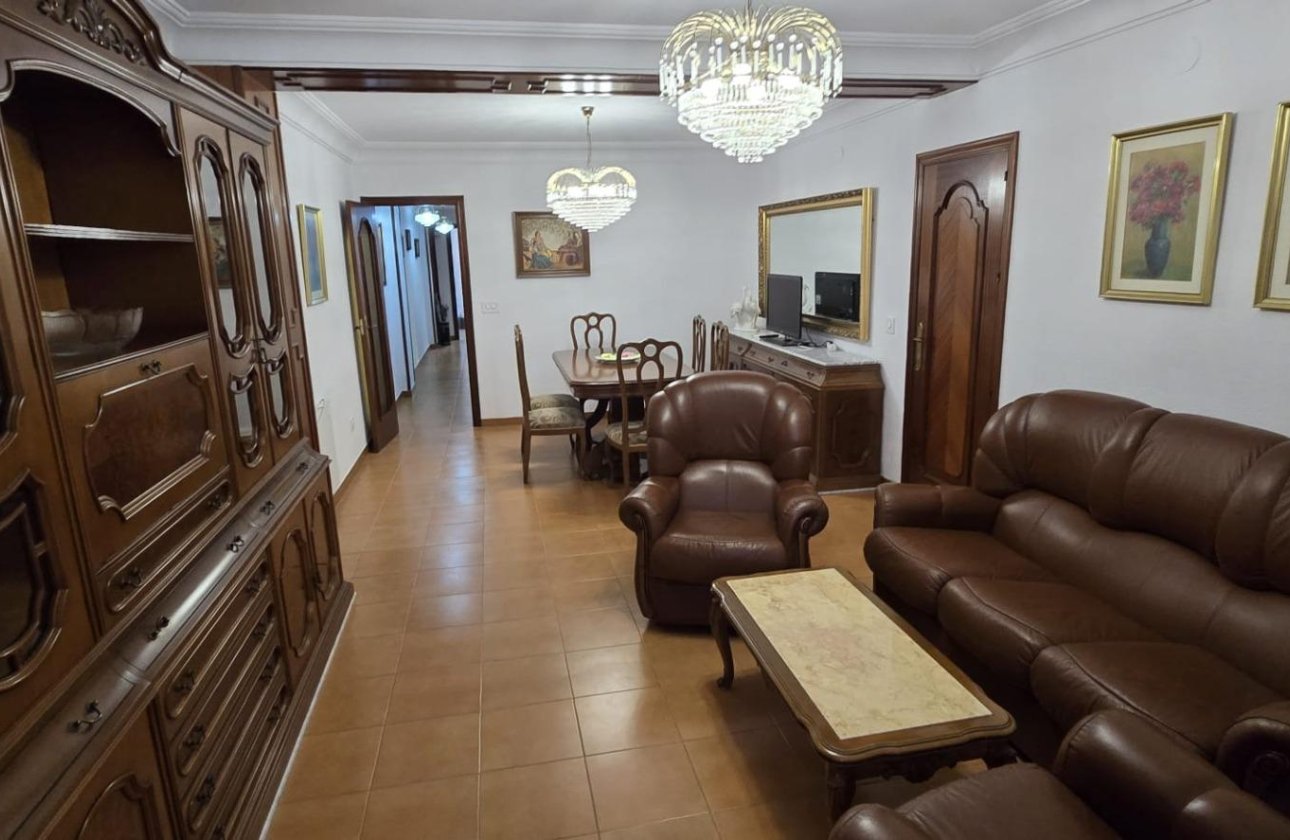 Resale - Apartment -
Torrevieja - Centro