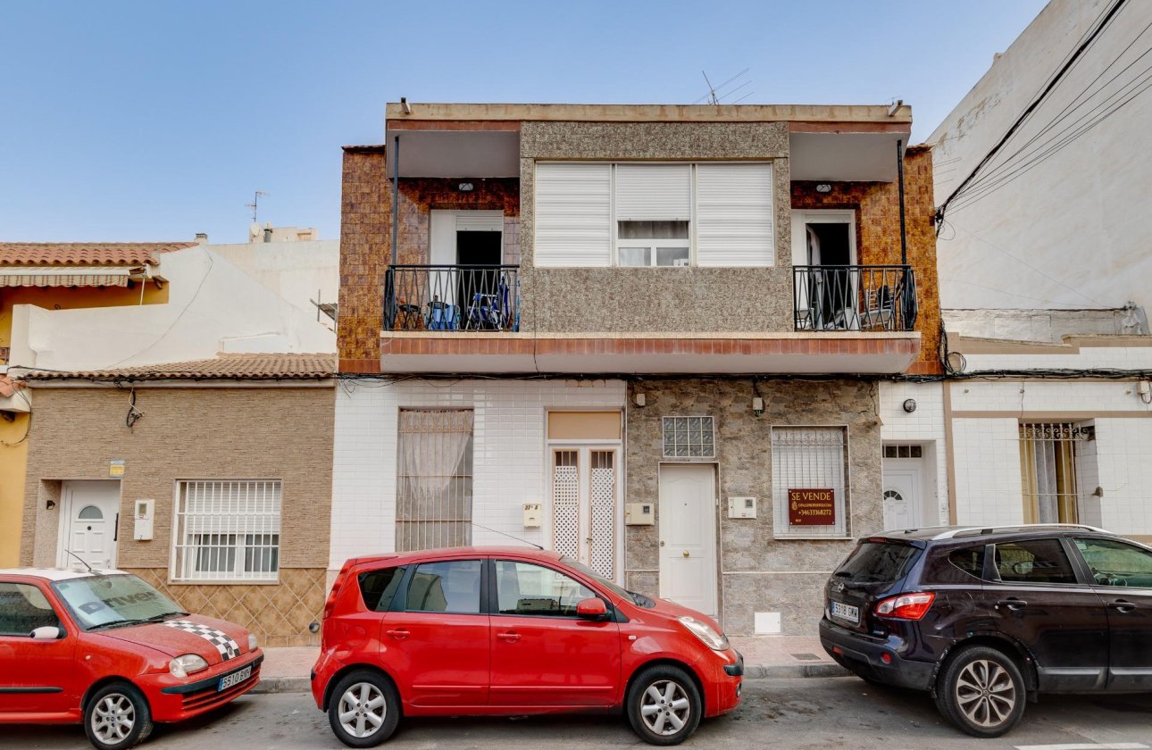 Resale - Apartment -
Torrevieja - Centro