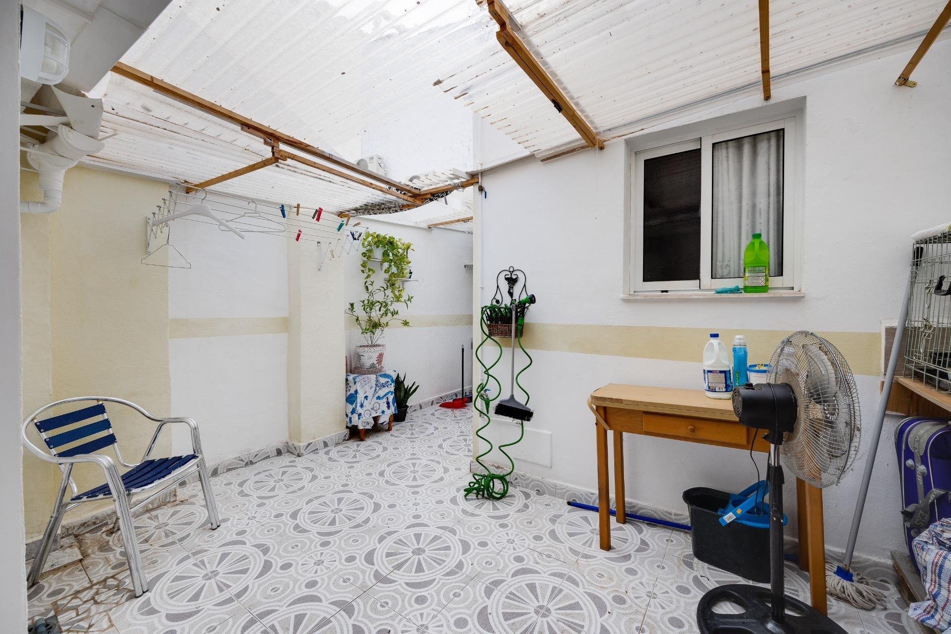 Resale - Apartment -
Torrevieja - Centro