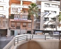 Resale - Apartment -
Torrevieja - Centro