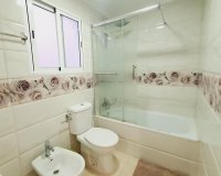 Resale - Apartment -
Torrevieja - Centro