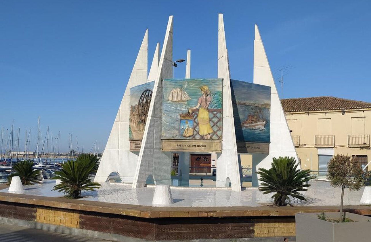 Resale - Apartment -
Torrevieja - Centro