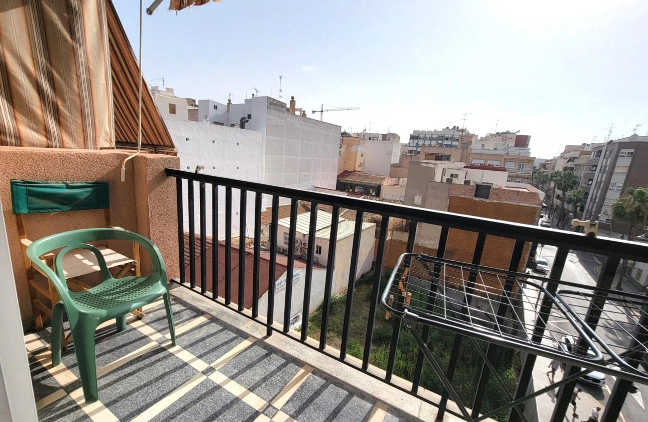 Resale - Apartment -
Torrevieja - Centro