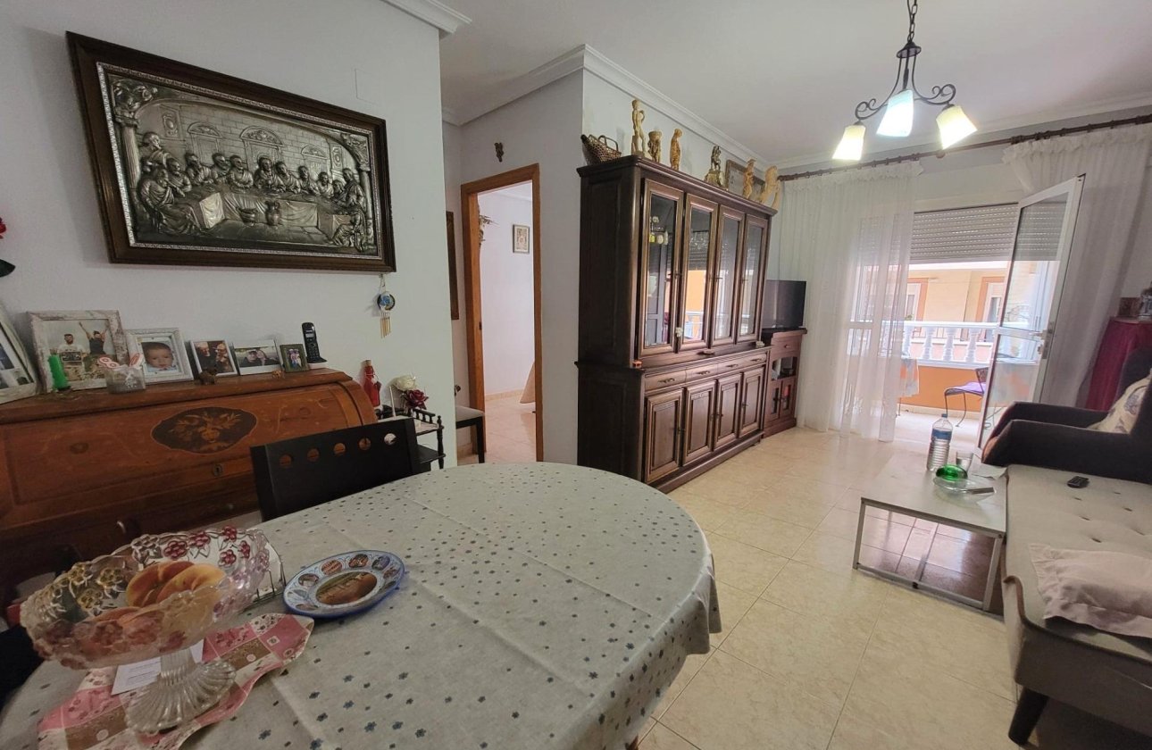 Resale - Apartment -
Torrevieja - Centro