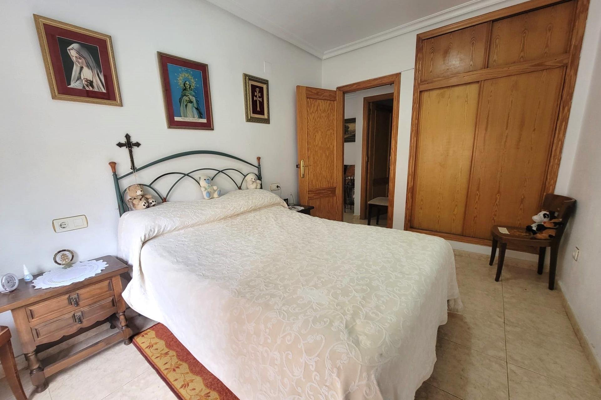 Resale - Apartment -
Torrevieja - Centro