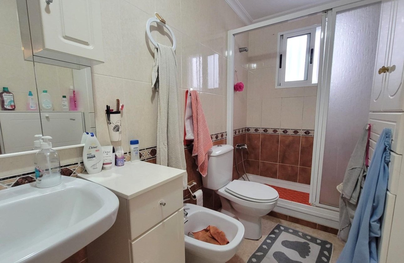 Resale - Apartment -
Torrevieja - Centro