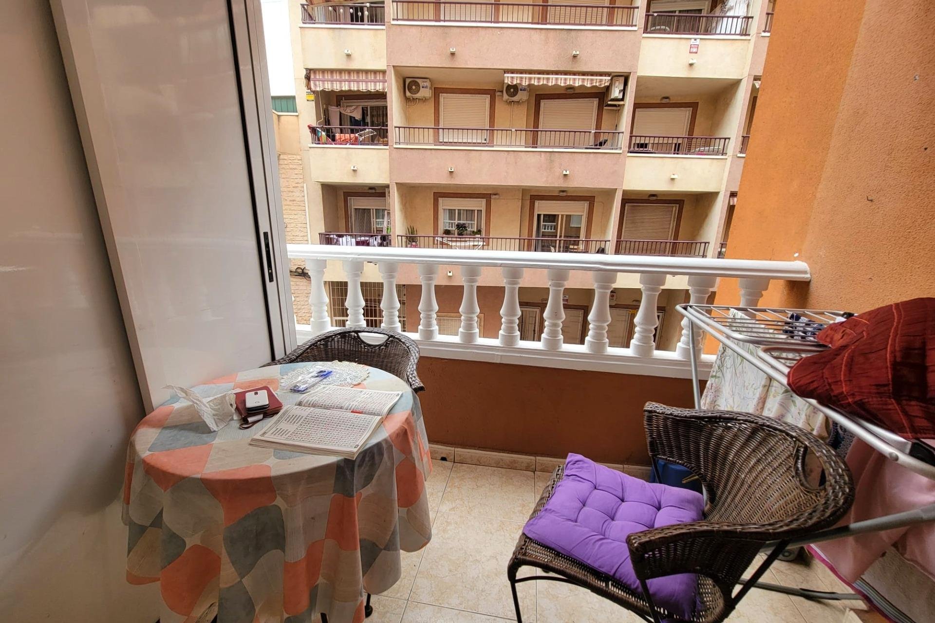 Resale - Apartment -
Torrevieja - Centro