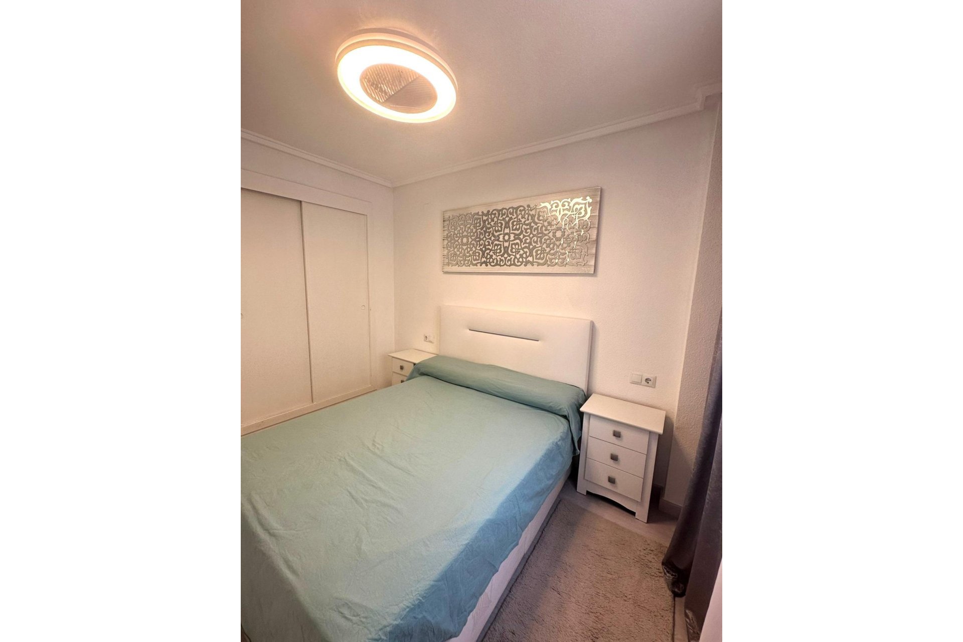 Resale - Apartment -
Torrevieja - Centro