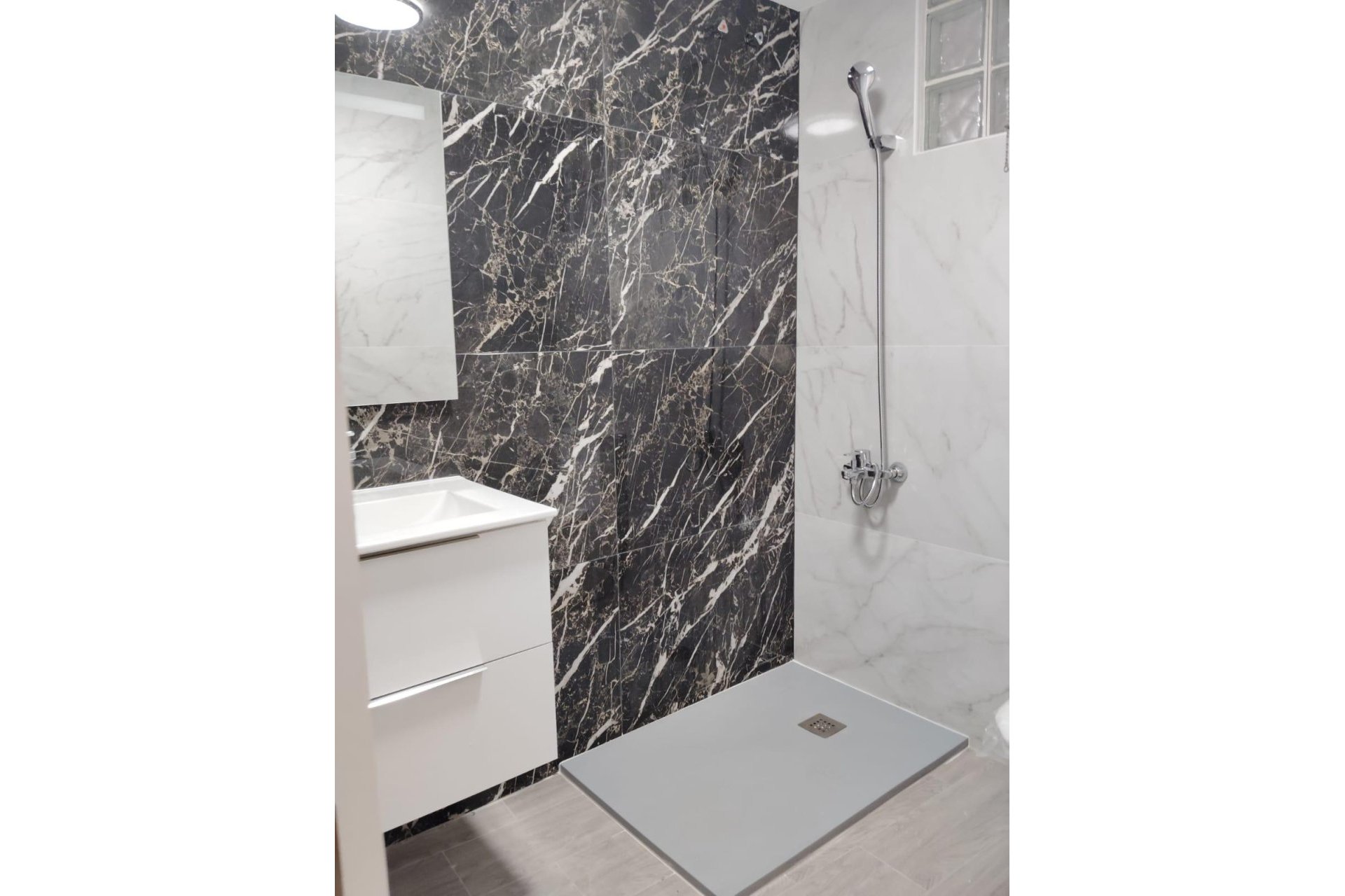 Resale - Apartment -
Torrevieja - Centro