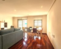 Resale - Apartment -
Torrevieja - Centro