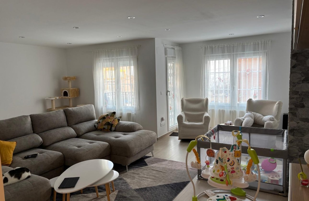 Resale - Apartment -
Torrevieja - Centro