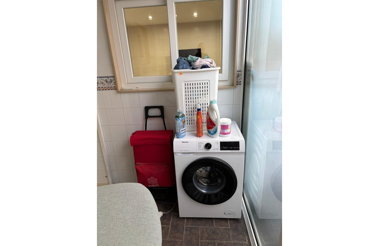 Resale - Apartment -
Torrevieja - Centro