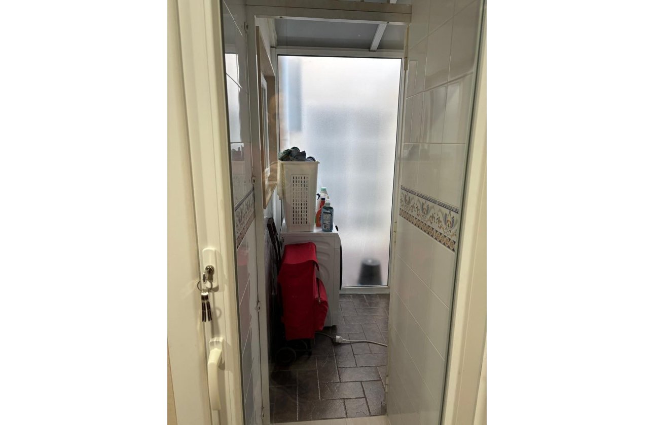 Resale - Apartment -
Torrevieja - Centro